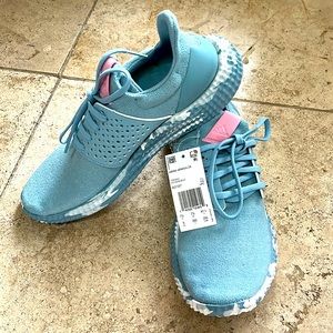 Adidas Athletics 24 cross trainers, US 9